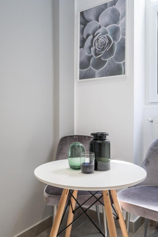 Alfie Center Apartment Бухарест Экстерьер фото