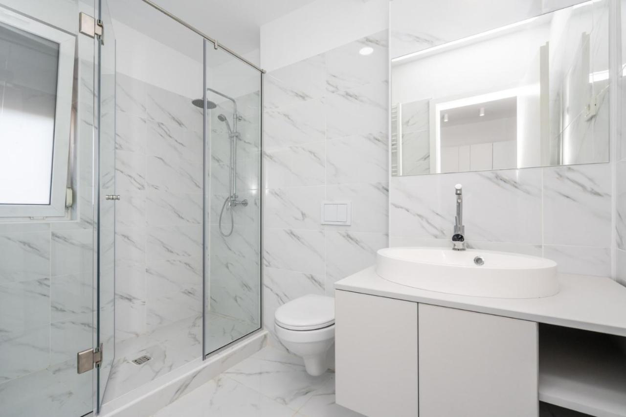 Alfie Center Apartment Бухарест Экстерьер фото
