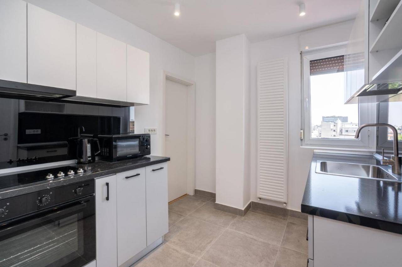 Alfie Center Apartment Бухарест Экстерьер фото